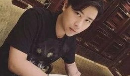 娱乐吃瓜酱喝水哥,揭秘娱乐圈背后的趣味故事