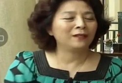 韩笑爆料妈妈打她视频,妈妈打她视频引发社会关注
